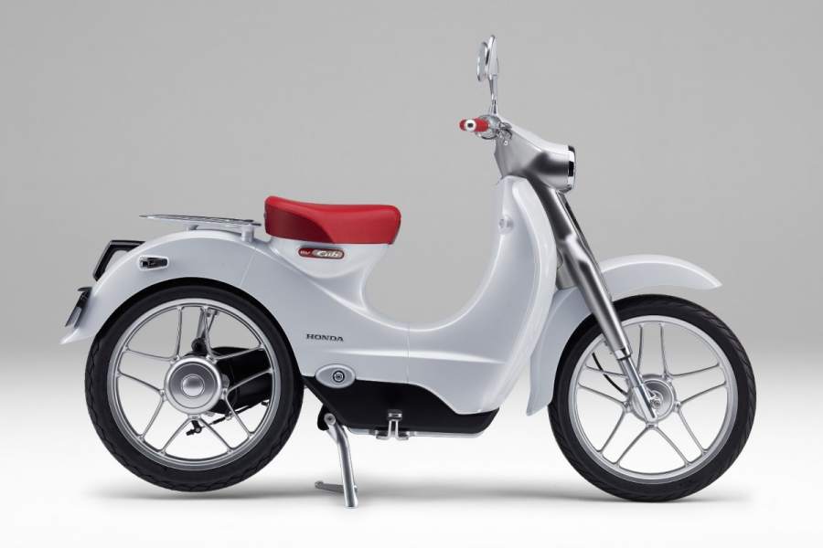 IS THE ELECTRIC HONDA SUPER CUB INCOMING?